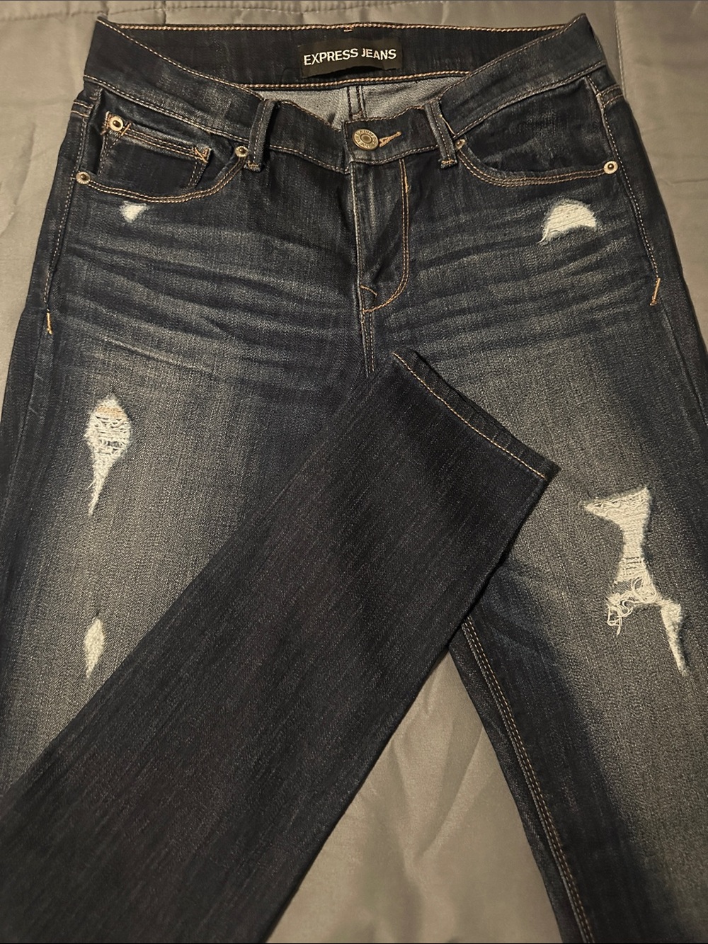 Express Women's Dark Indigo Distressed Skinny Jeans 4R like new